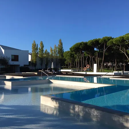 In Olhos De Agua Mit Gemeinschaftspool Und Schoener Aussicht *