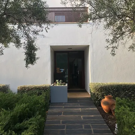 In Olhos De Agua Mit Gemeinschaftspool Und Schoener Aussicht בית נופש *